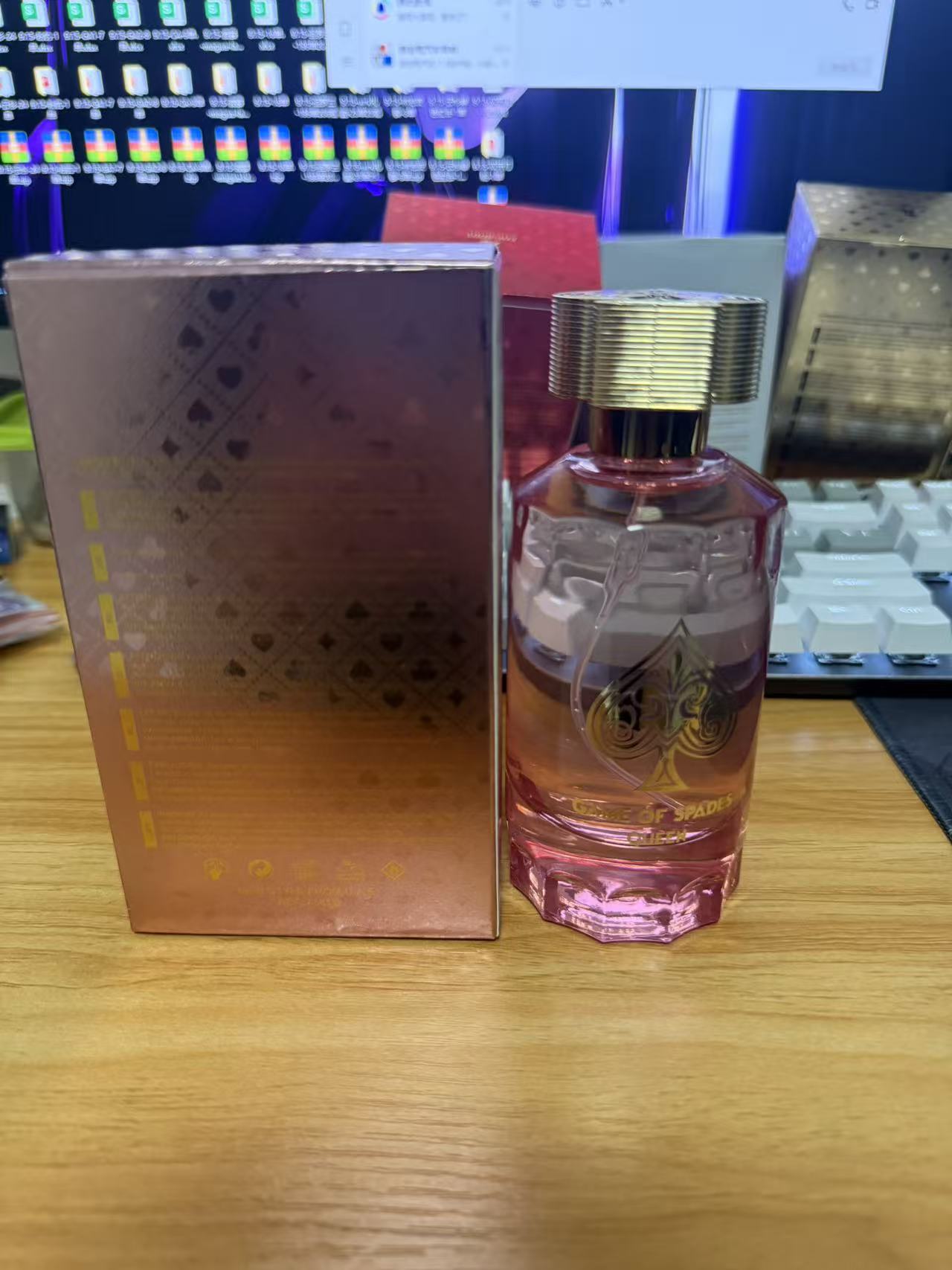 Парфюм Jo Milano Game Of Spade – обзор и цена Fragrance Queen Perfume